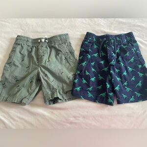 Boys shorts bundle. Size 5, gap. Dinosaur and Mickey detail.